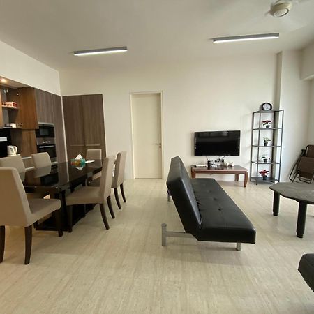 By The Sea Cozy Beachfront Home 253 Batu Feringgi Exterior foto